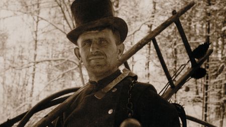 DER MANN AUF DEM KIRCHTURM