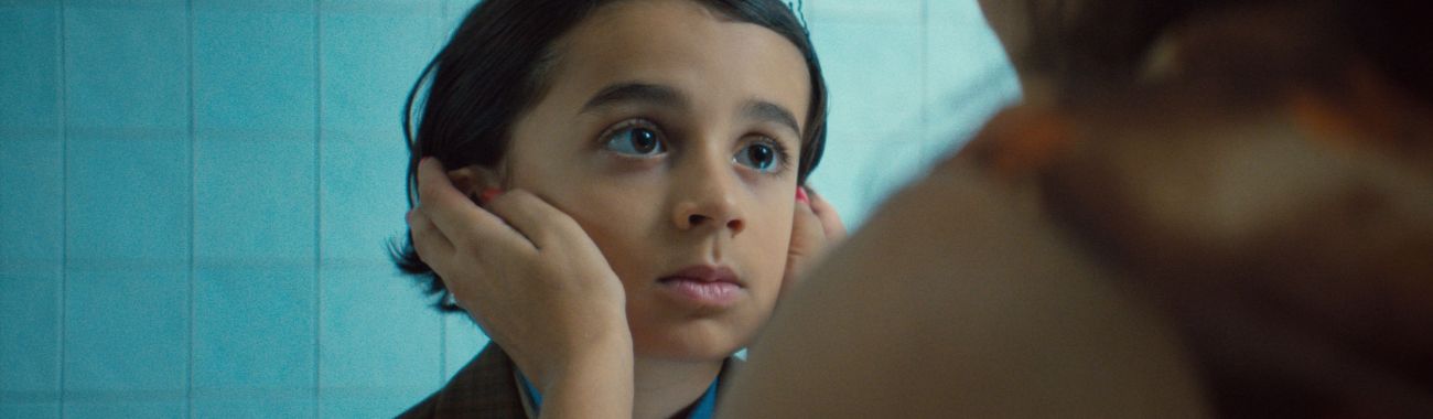 MIT LIEBE UND CHANSONS