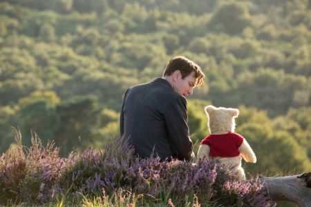 CHRISTOPHER ROBIN (WINNIE THE POOH)