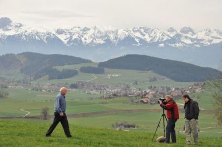 ZWISCHEN ZORN UND ZÄRTLICHKEIT