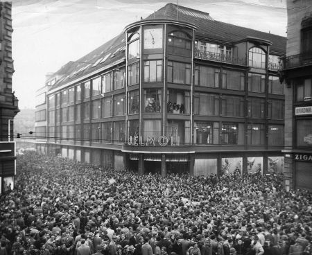 JELMOLI – BIOGRAFIE EINES WARENHAUSES