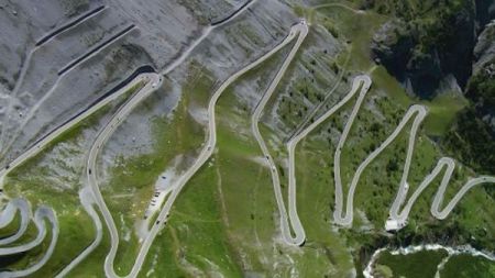 DIE ALPEN - UNSERE BERGE VON OBEN