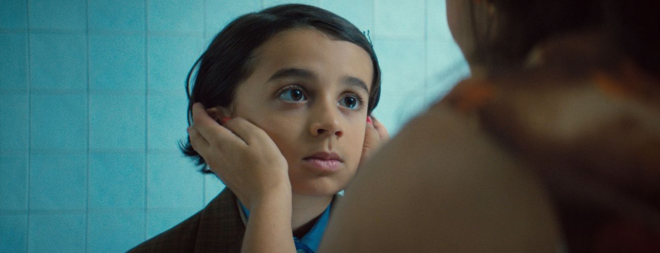 MIT LIEBE UND CHANSONS